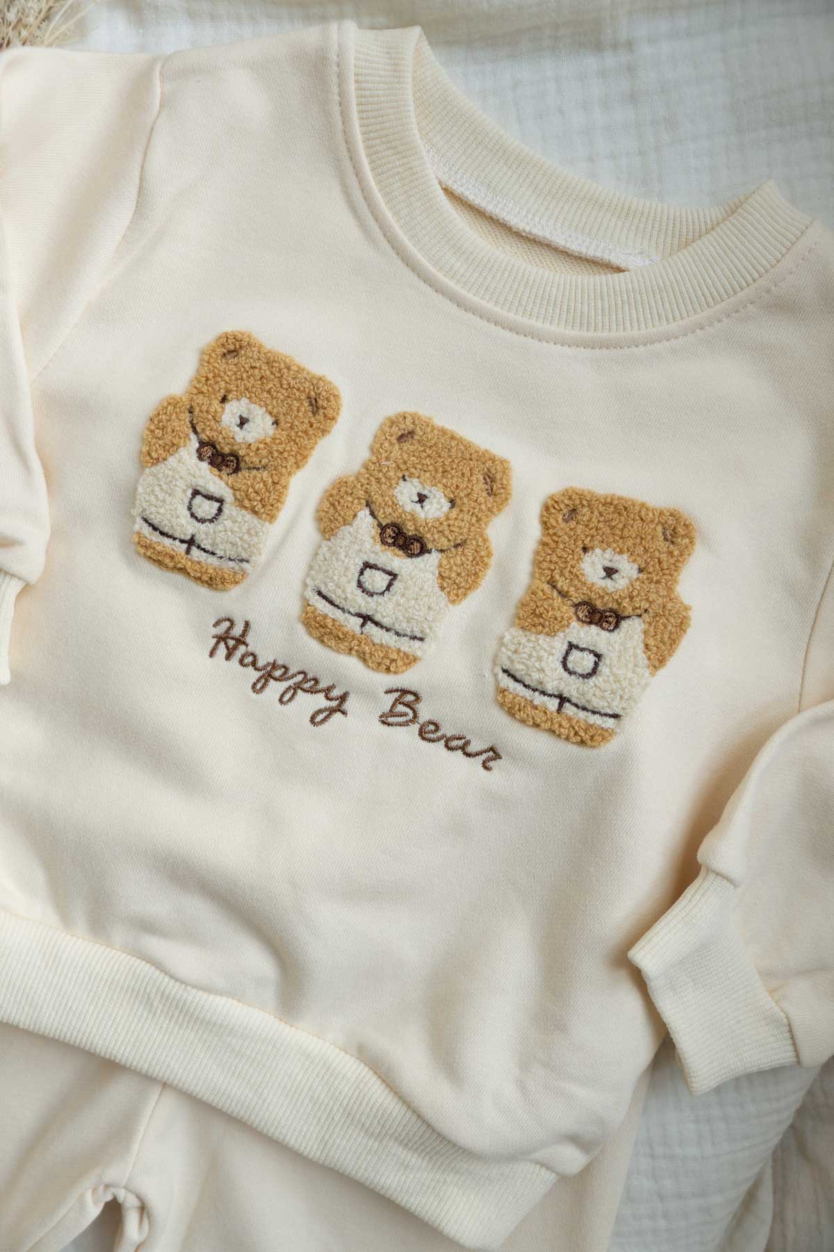 sudadera con bordados de 3 ositos super suave y cómodo para tu bebe. 100% algodón